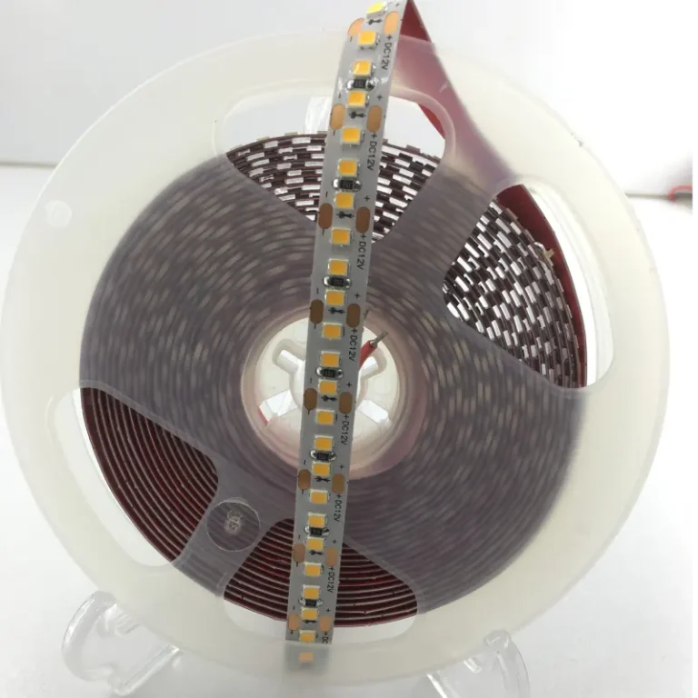 ال ای دی 12 ولت با تراکم 180